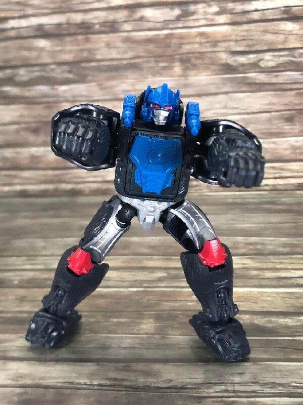 Image Of Transformers Authentics Optimus Primal Bravo Class  (3 of 15)